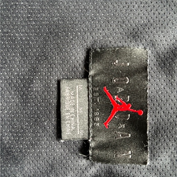 Air Jordan windbreaker - Picture 7 of 10